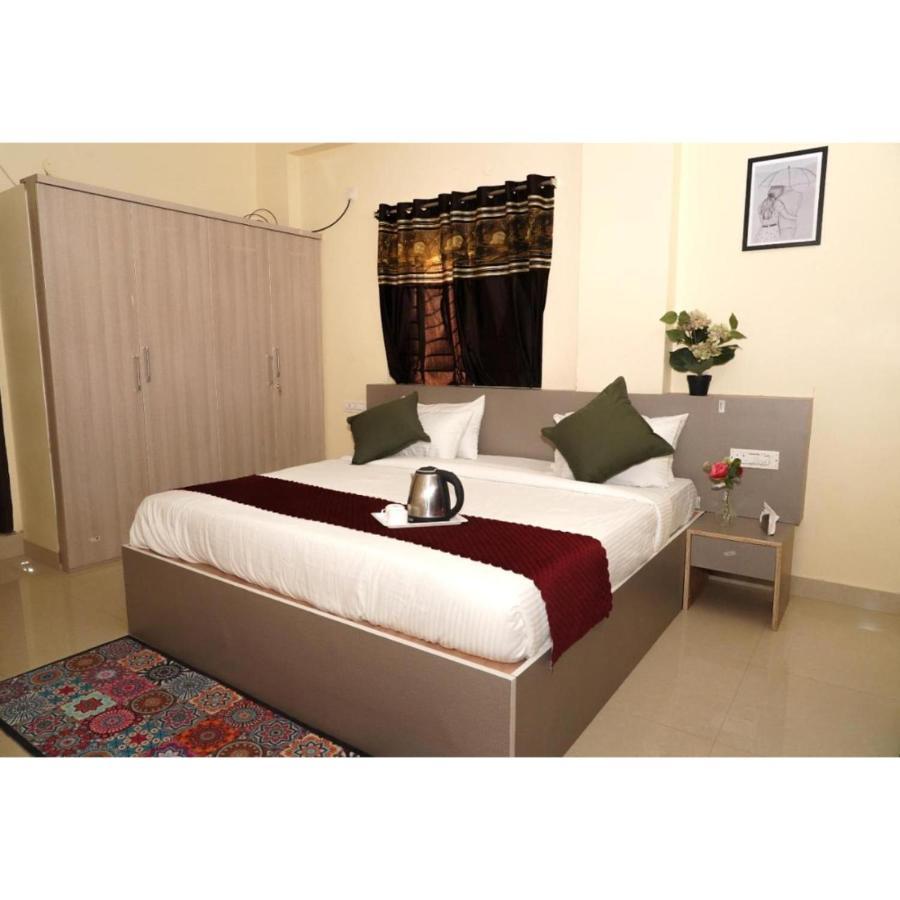 Hotel Meridian Grand Shamshabad Exterior foto